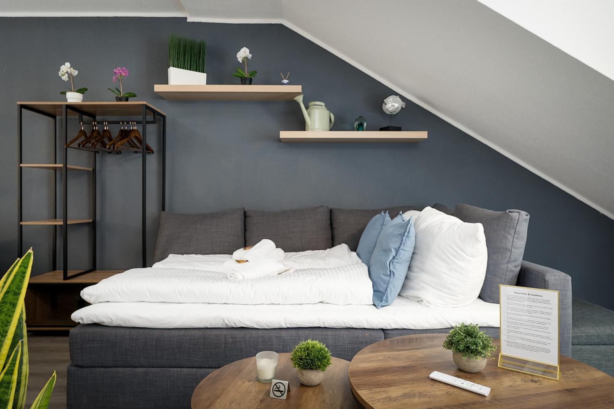 Federnest - Luxus-Studio - Kingsize Boxspringbett - Home-Office Mit Monitor Und Drucker - 11 Min Hbf Duisburg Dış mekan fotoğraf
